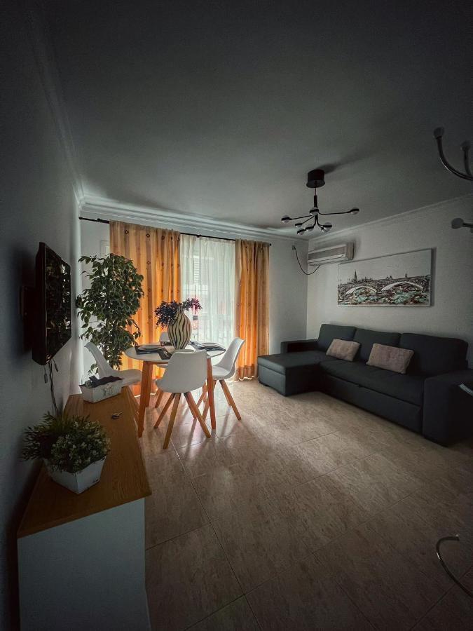 Apartament Loftriana Sewilla Zewnętrze zdjęcie